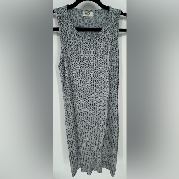 Plume and Thread White & Black Layered Front Rayon Shift Dress Made in USA - Picture 1 of 12